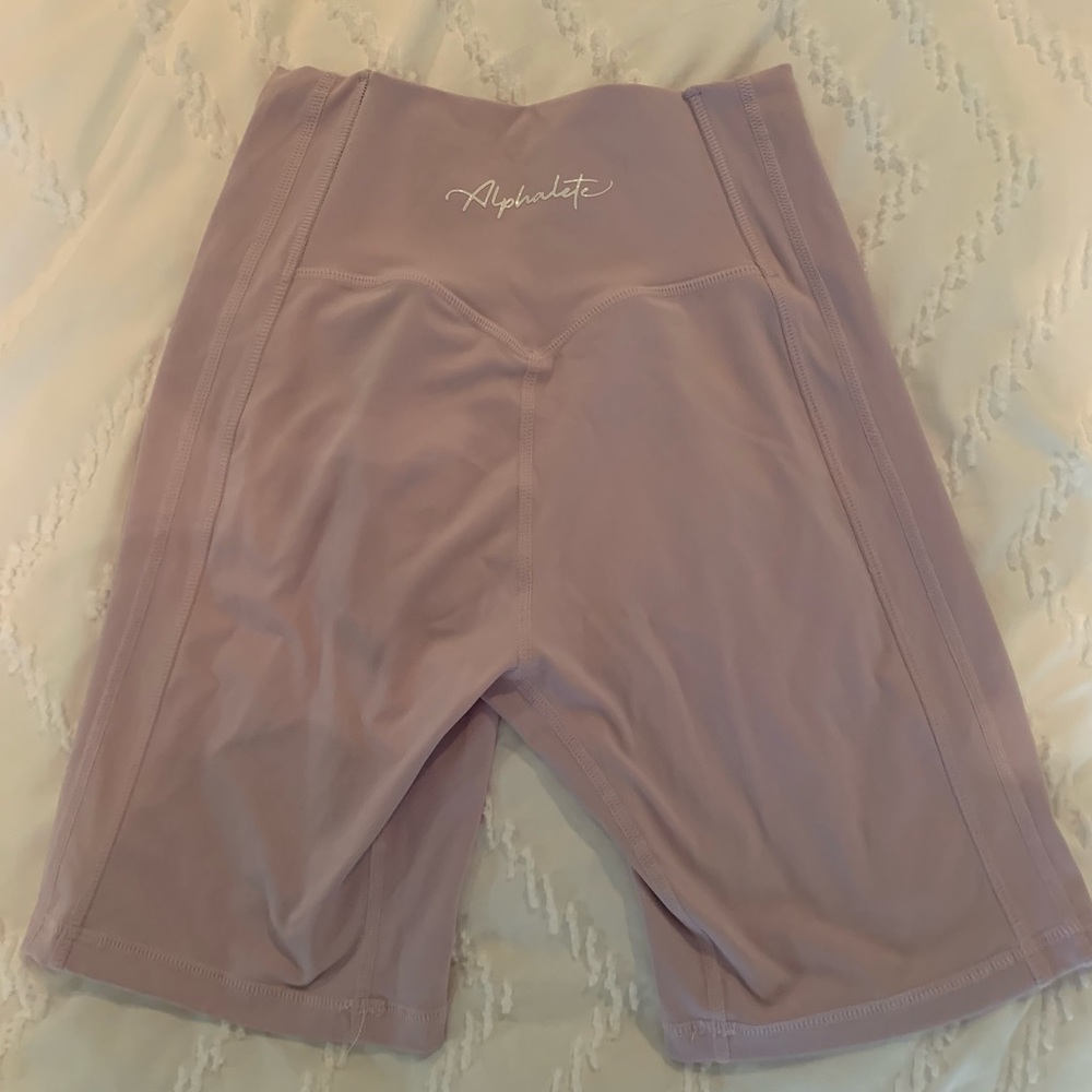 Alphalete Pulse Kinetic Short Small Lavender